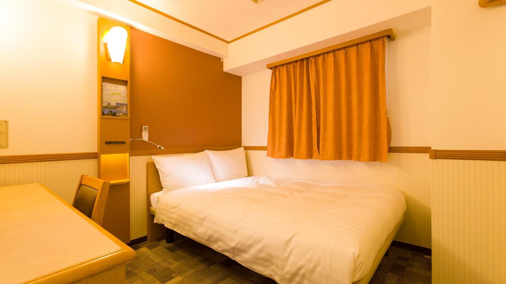 Toyoko Inn Akita-Eki Higashi-Guchi Room photo